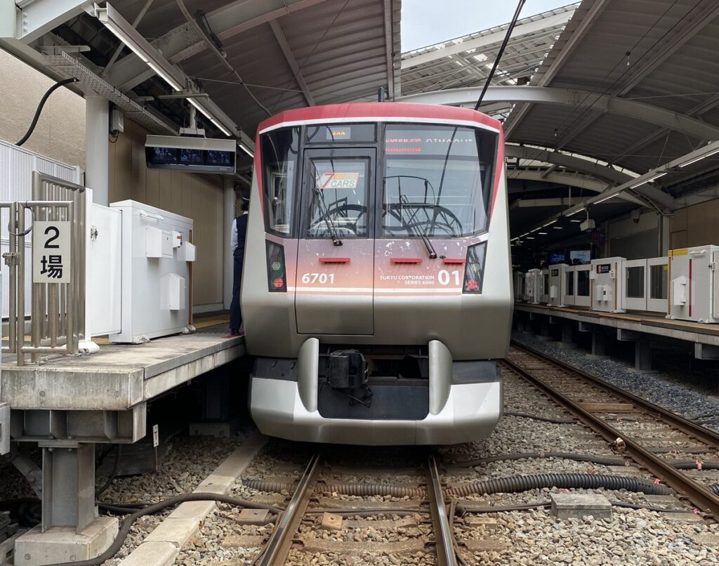 大井町線の電車