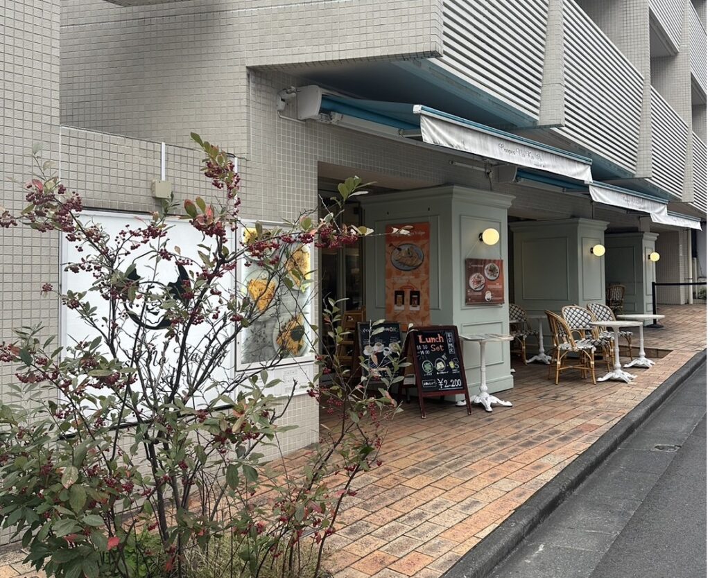 自由が丘のおしゃれなクレープ屋さん