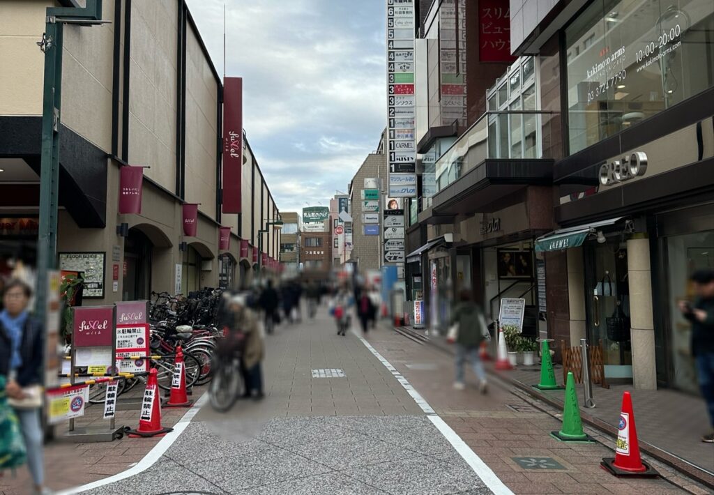 自由が丘の象徴でもある「マリクレール通り」♪