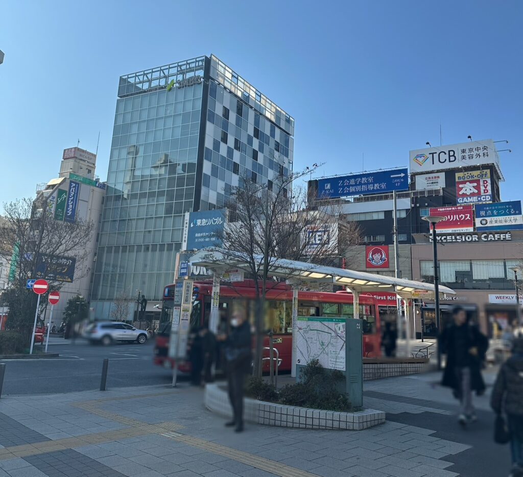 自由が丘正面口にあるロータリー