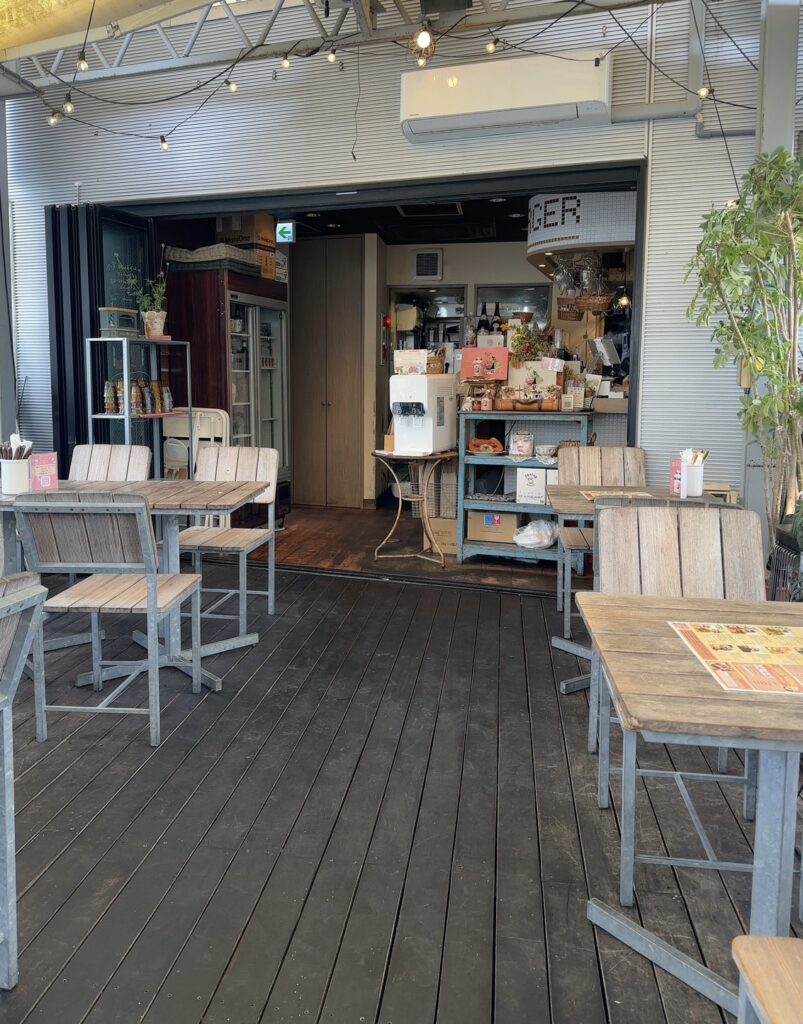 ペットもＯＫ！インテリアもおしゃれな店内♪