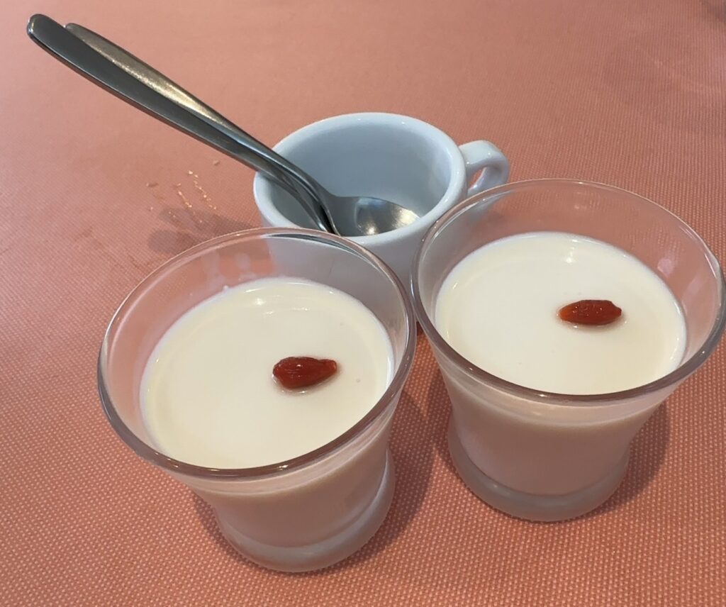 自家製杏仁豆腐