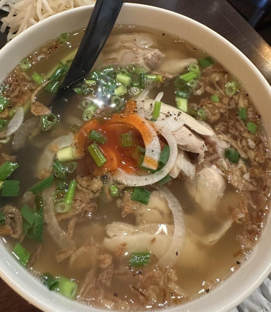 肉のフォー