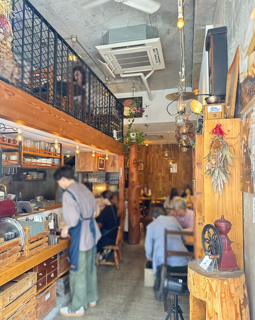 おしゃれな店内