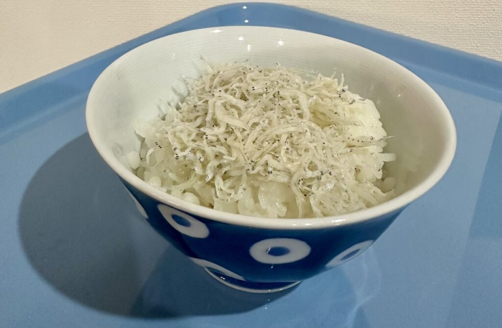 ミニしらす丼で♪