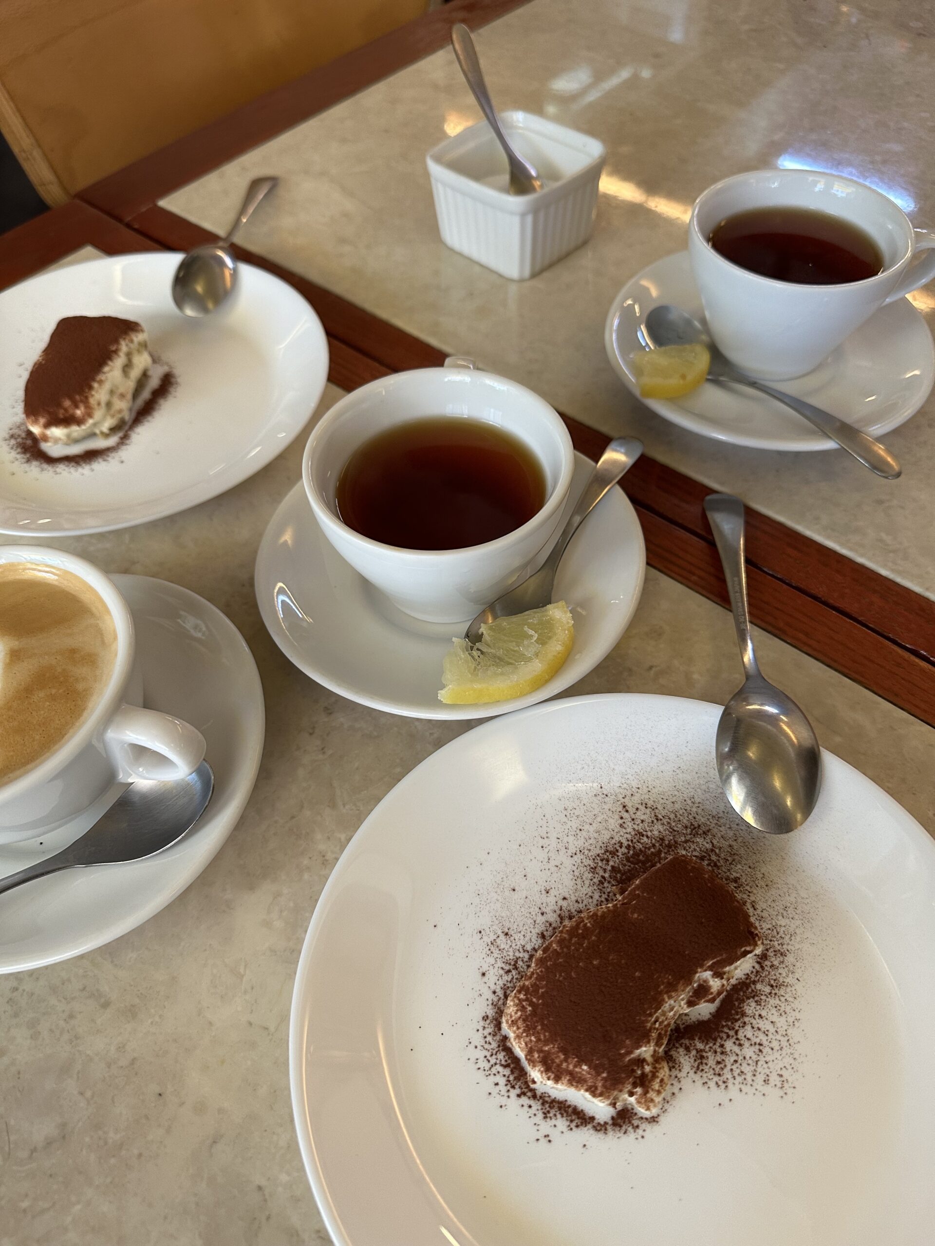 先日、自由が丘でイタリアンランチ女子会をしました。お店は「バッボアンジェロ（BABBOANGELO）」さんです。 オーナーシェフは、イタリアのトスカーナ州出身と