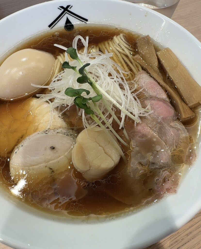 濃醇（黒醤油）らーめん