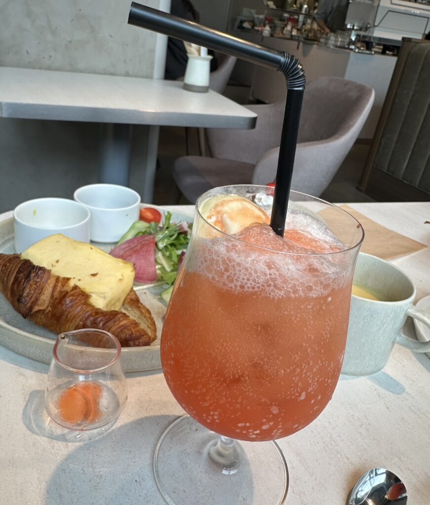 ザクロソーダー