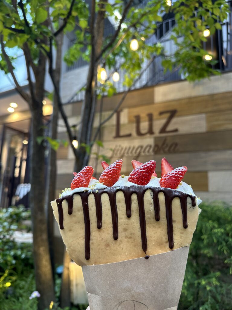 インスタ映え間違えなしのクレープ