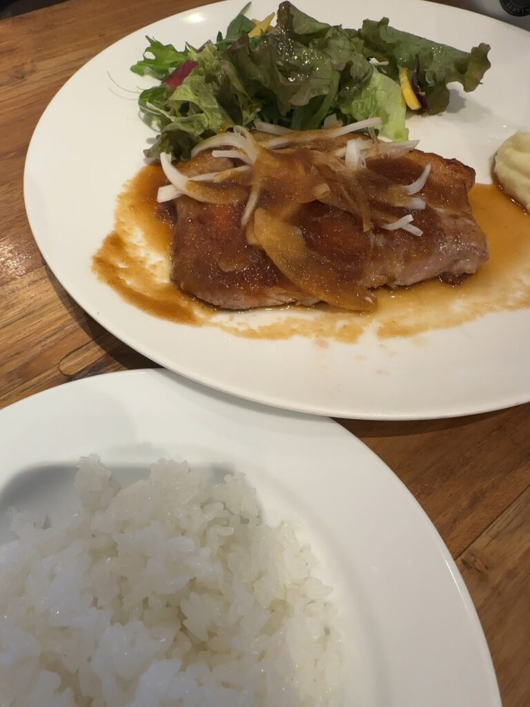 豚のロース厚切りソテー