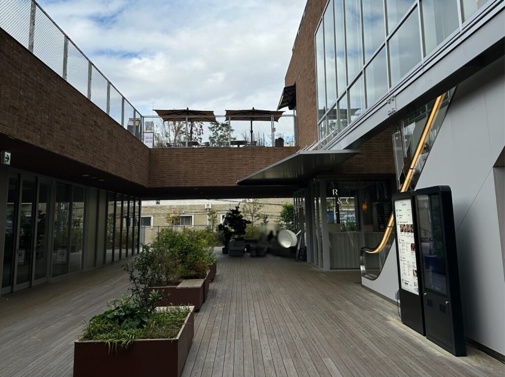 緑豊かなテラス