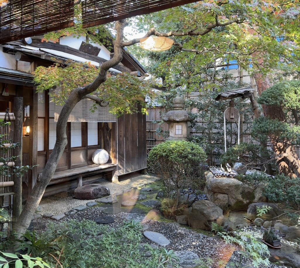 古桑庵(こそうあん)窓からの眺め