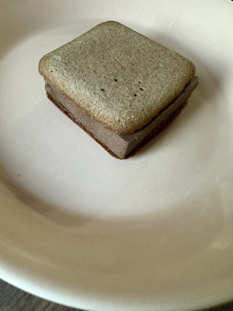 カカオベイクサンド(ミルク)