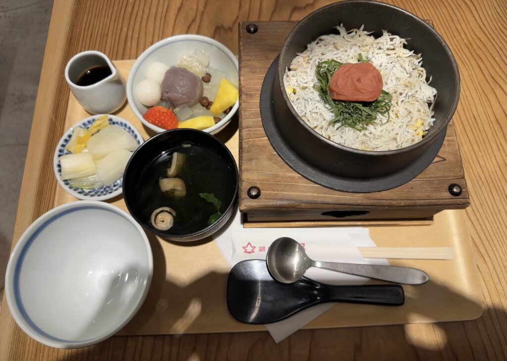 しらす梅釜めし＋ミニ甘味セット