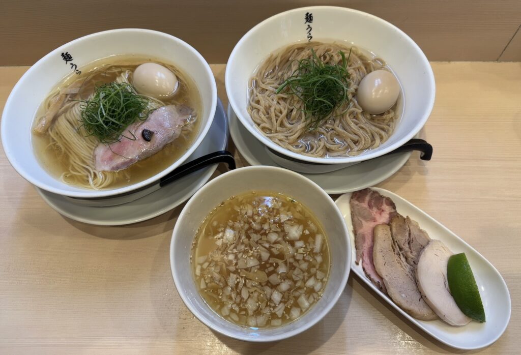 自由が丘駅北口から徒歩1分、自