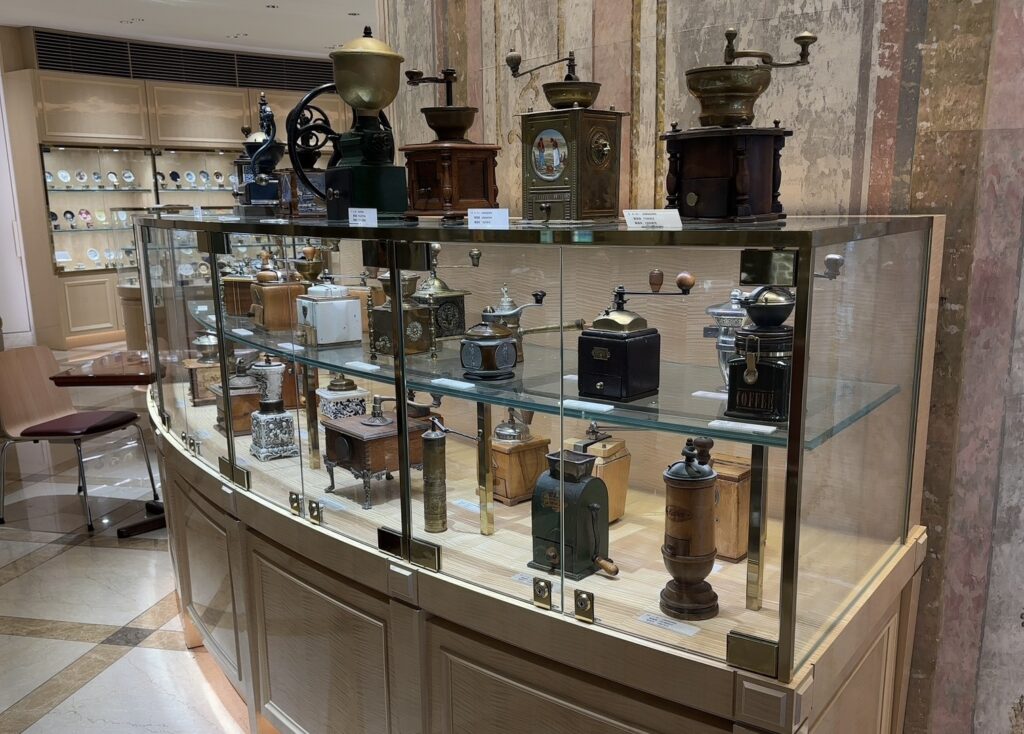 貴重なアンティーク