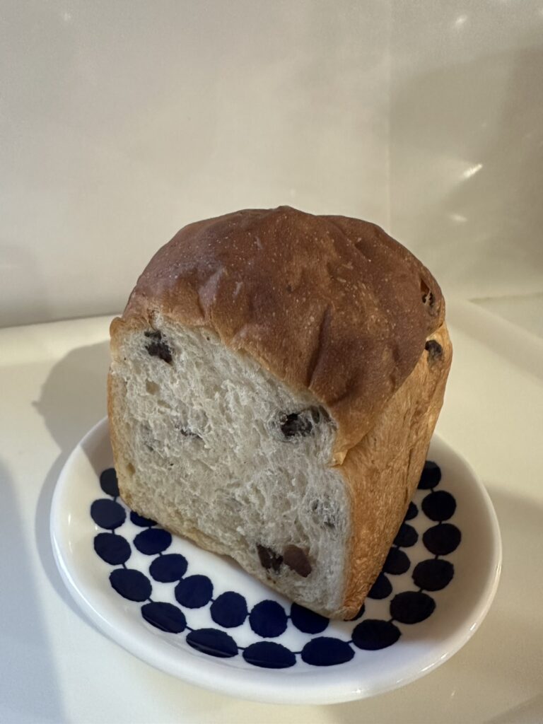 レーズン食パン