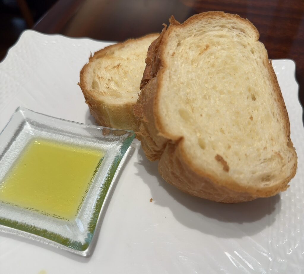 ふわふわ。自家製パン