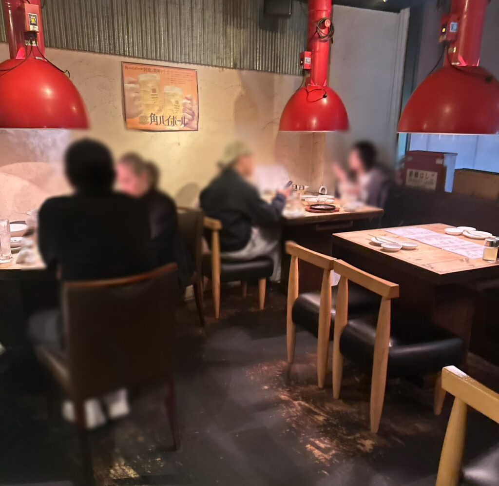 活気のある賑わう店内