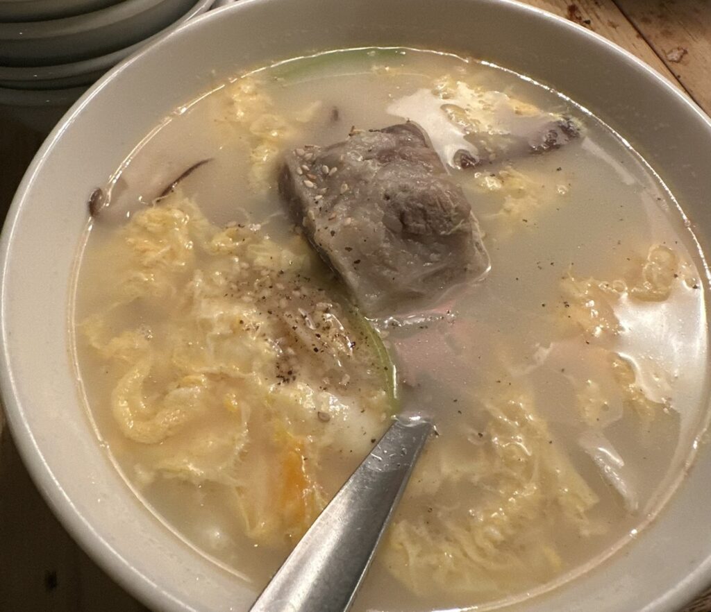 コムタンスープ