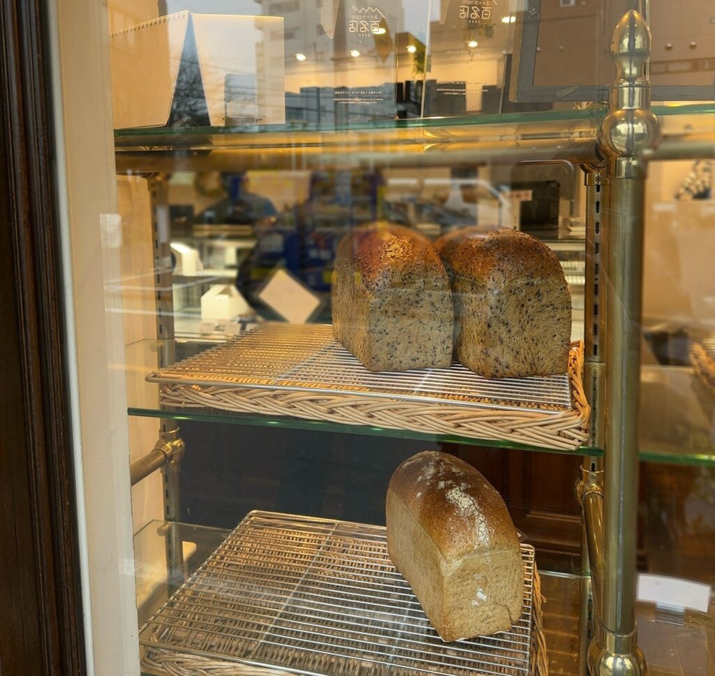 パンが並びます