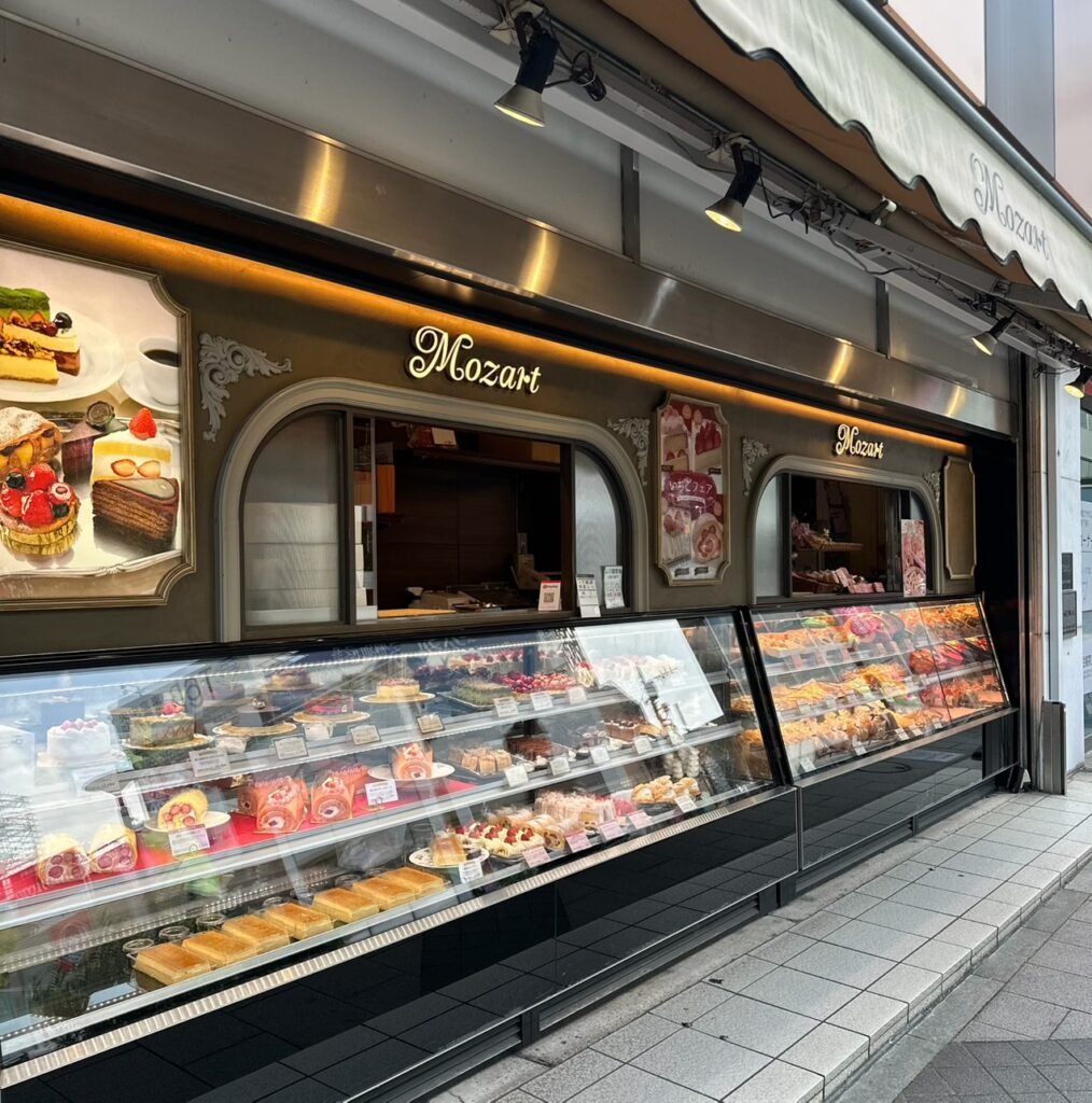 「MOZART（モーツアルト）自由が丘北口売店」