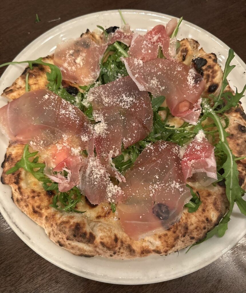 プロシュットエルーコラ