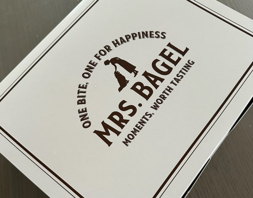 テイクアウト用の箱