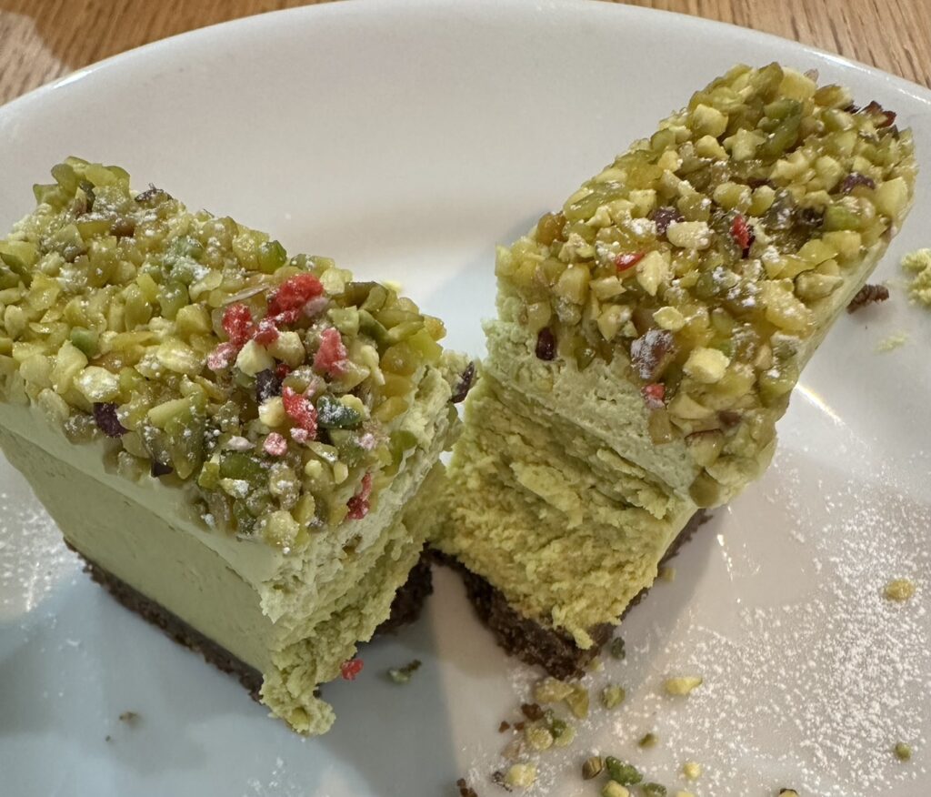 自由が丘駅徒歩5分、「MINI