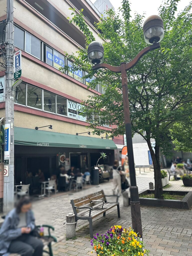 「SHUTTERS自由が丘 （