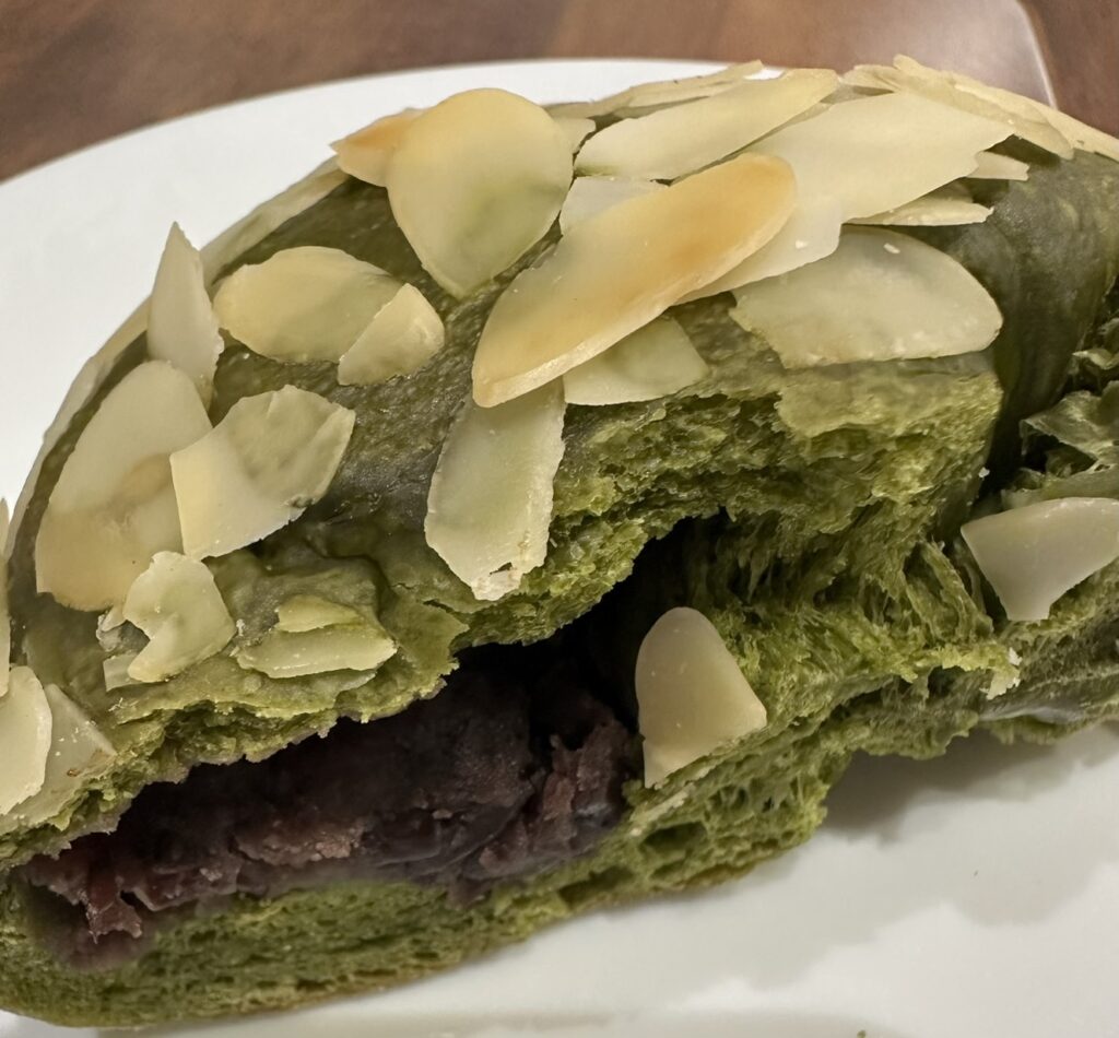 抹茶あんこ餅の中