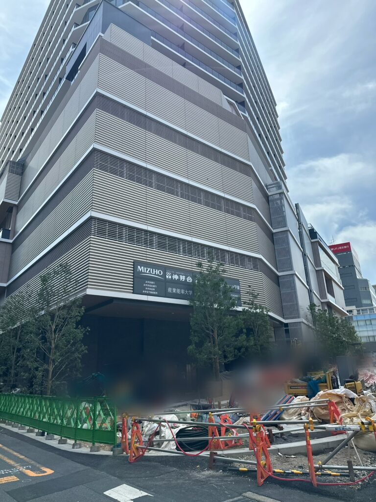 「市街地再開発事業」で、自由が