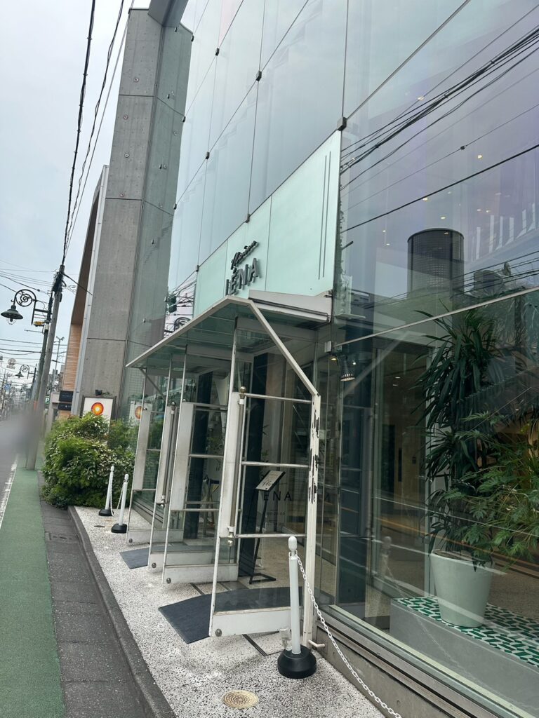 「Maison IENA(メゾ