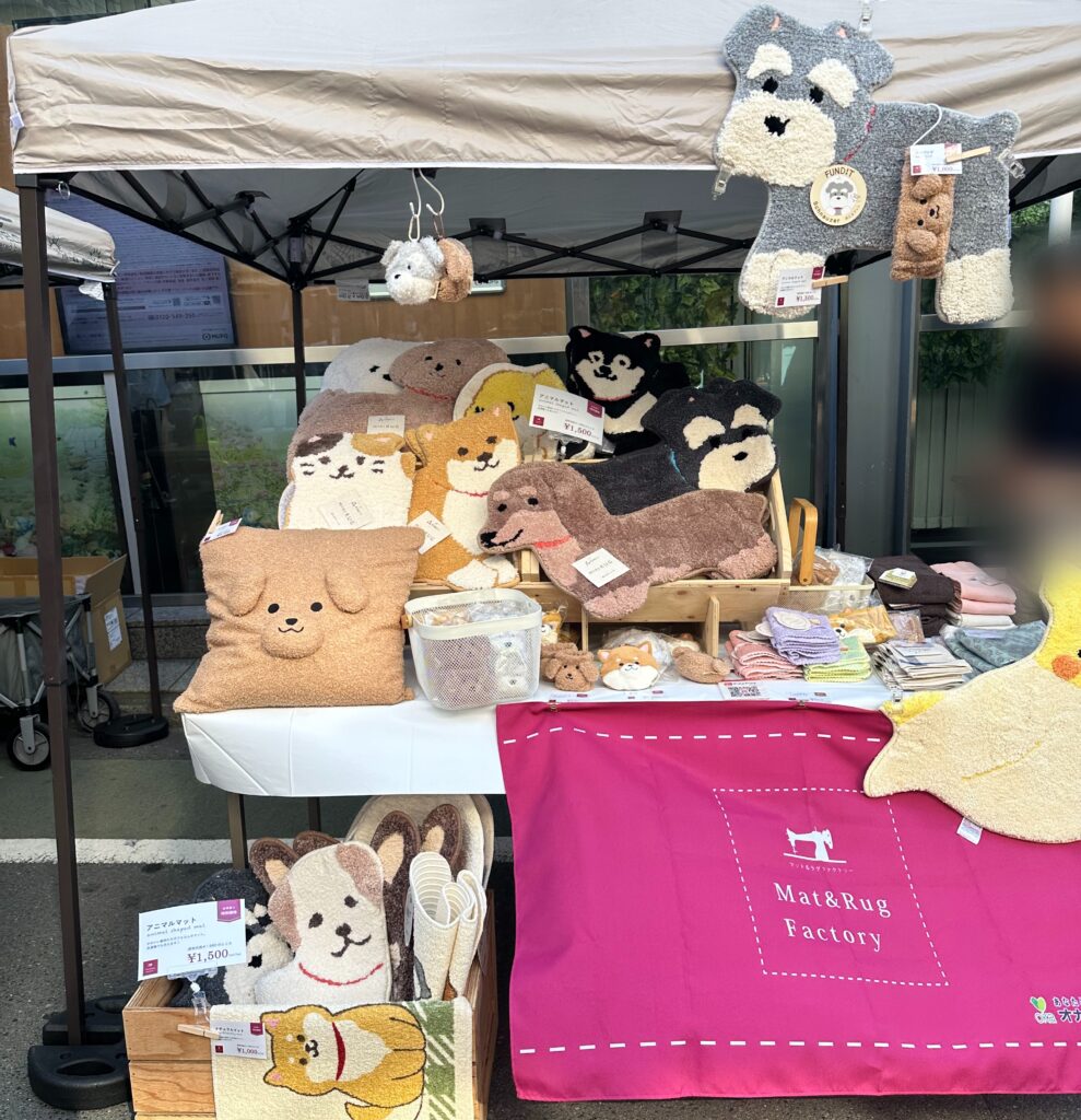 可愛いお店も