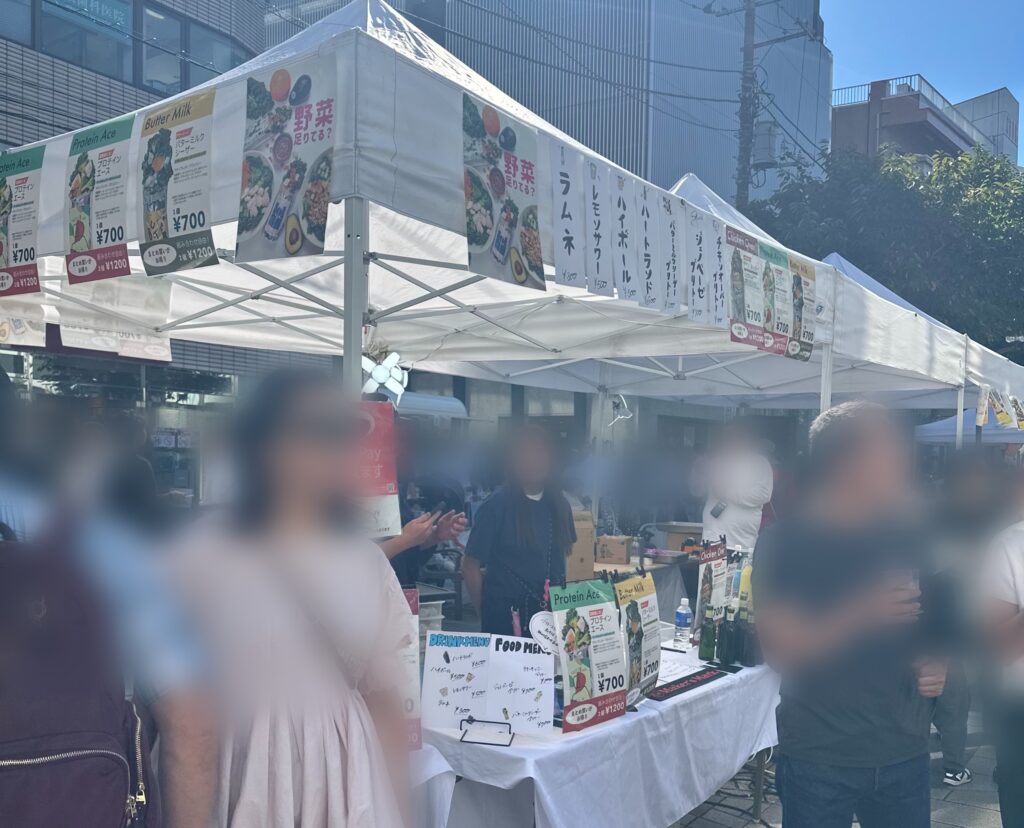 様々な飲食店の露店や地方創生ブースも♪